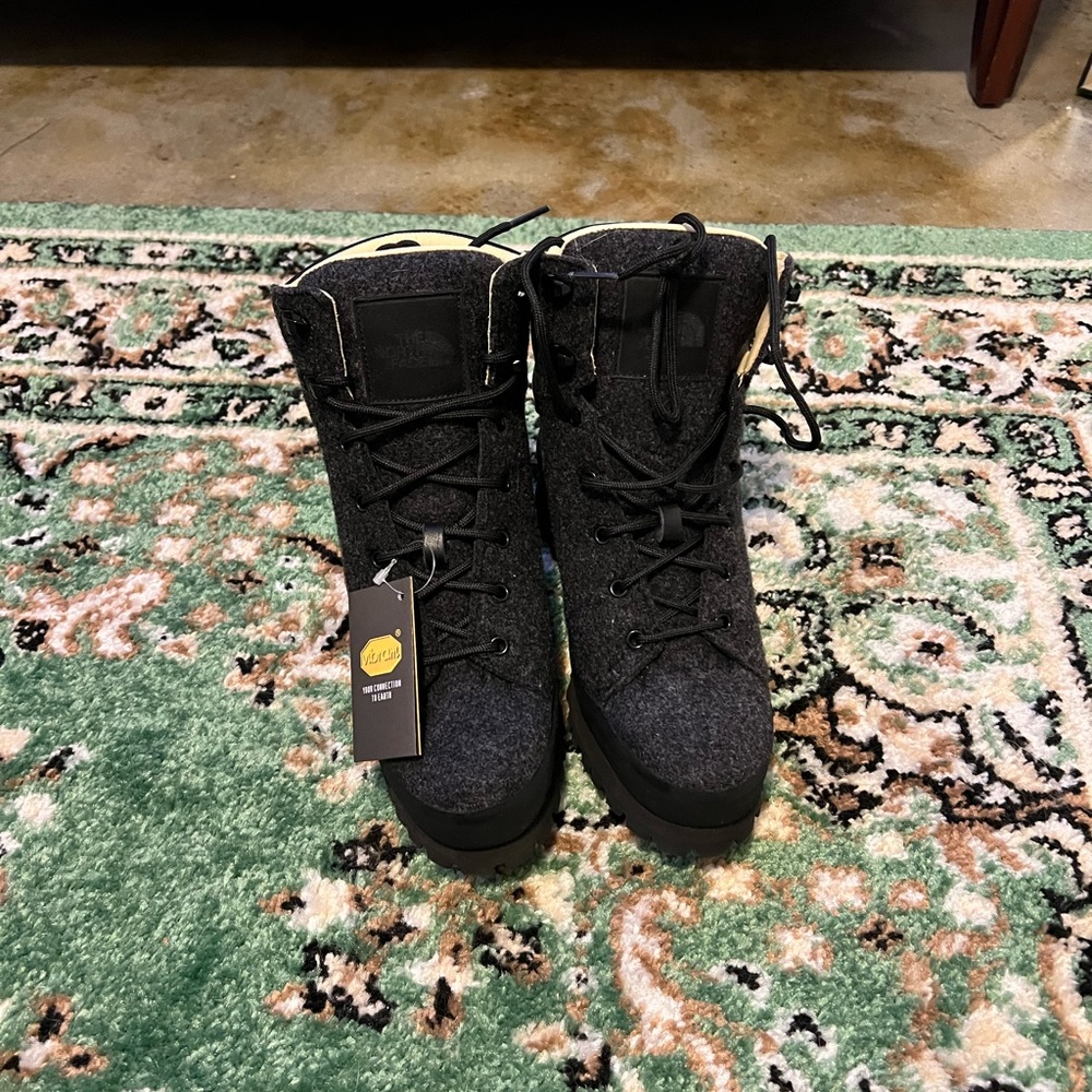 North face boots